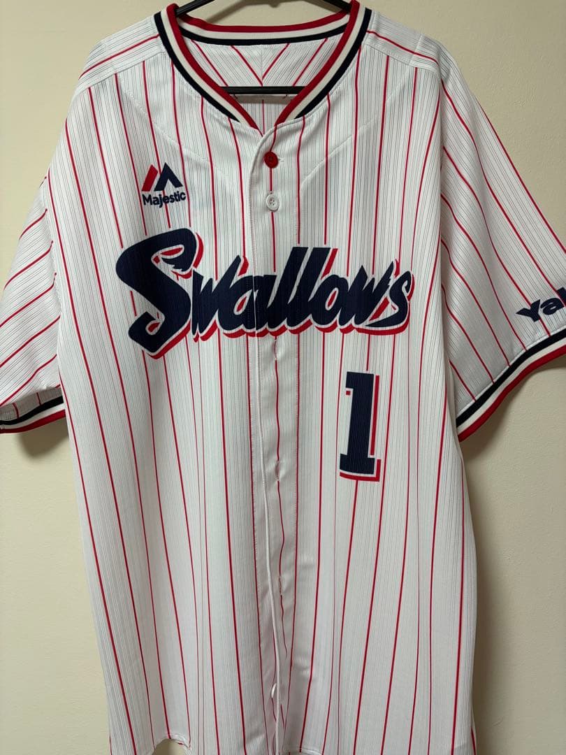 山田哲人ユニホーム