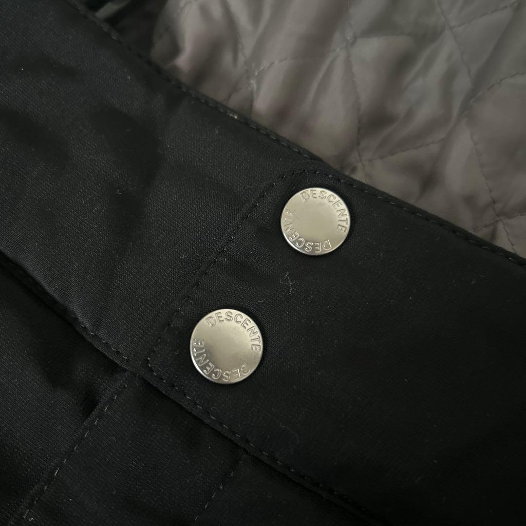 美品　デサント DESCENTE スキーウェア 上下セット　ダウン　黒　L