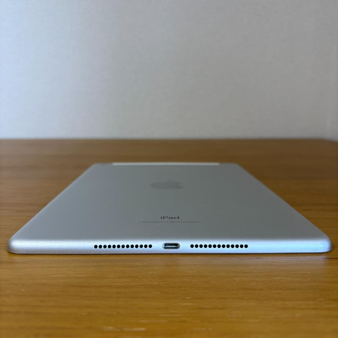 【SIMフリー】iPad 第6世代 128GB シルバー／動作確認済み