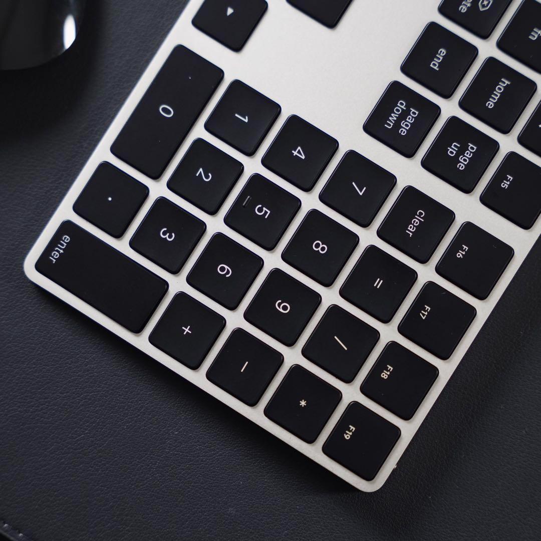 新品未開封Apple純正品Magic Trackpad 黒Multi-Touch