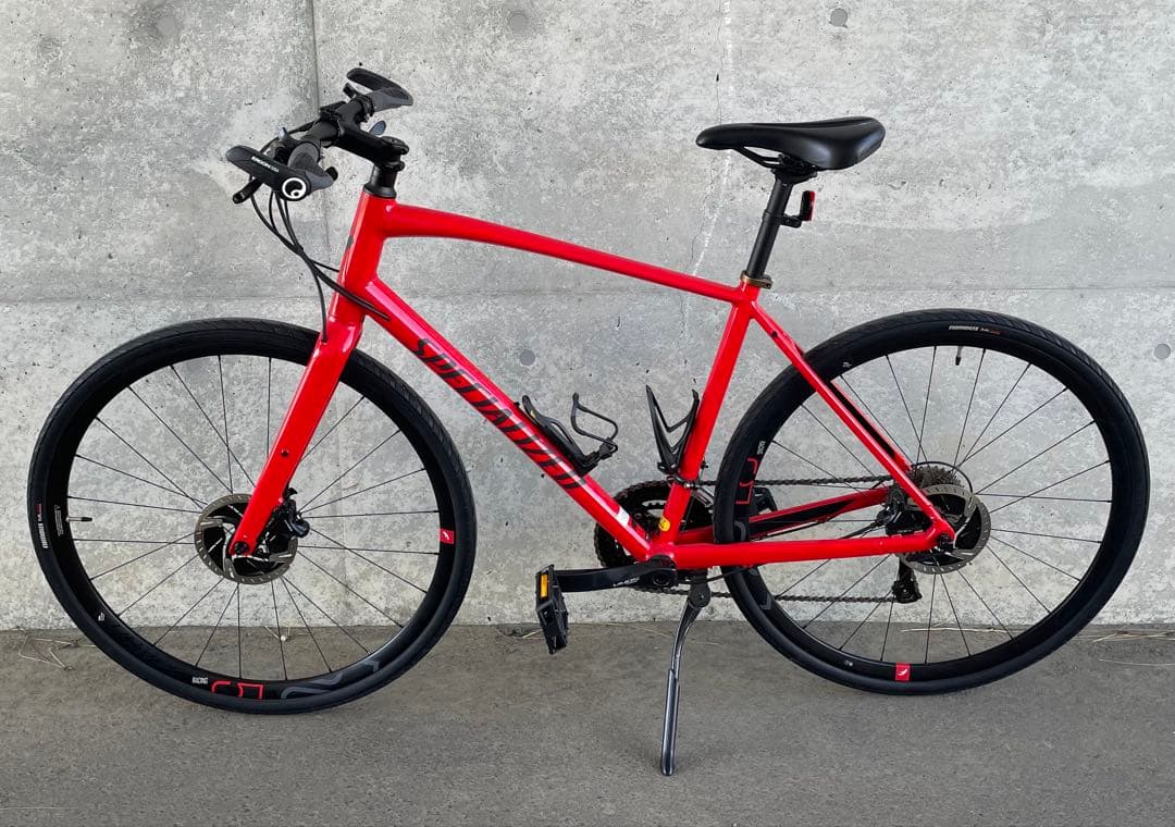 スペシャライズド　シラス　スポーツ　クロスバイク　油圧ディスクブレーキ