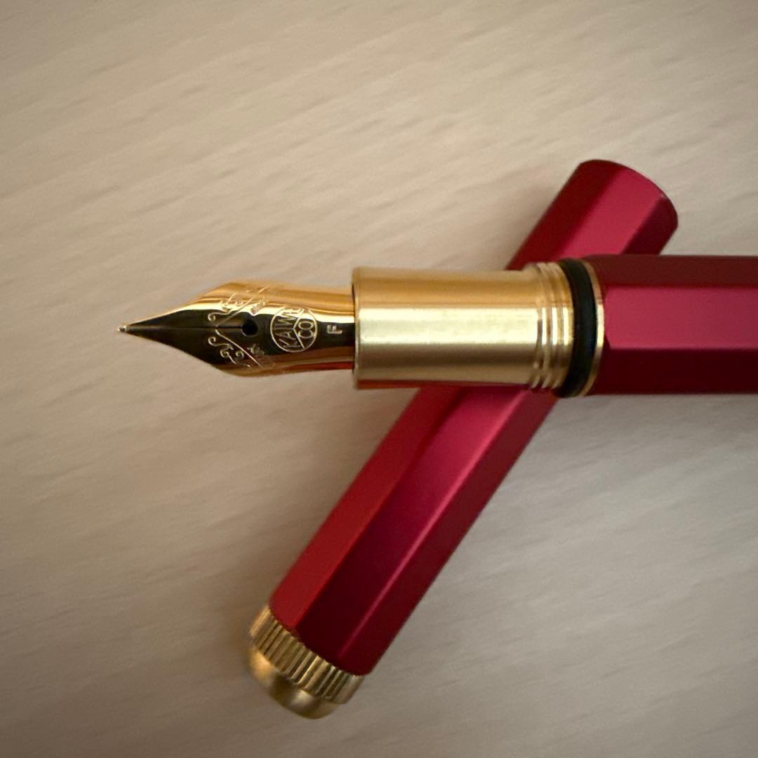 カヴェコスペシャル　レッド　万年筆