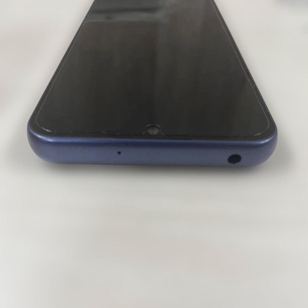 スマートフォン かんたんスマホ4 A402ZT