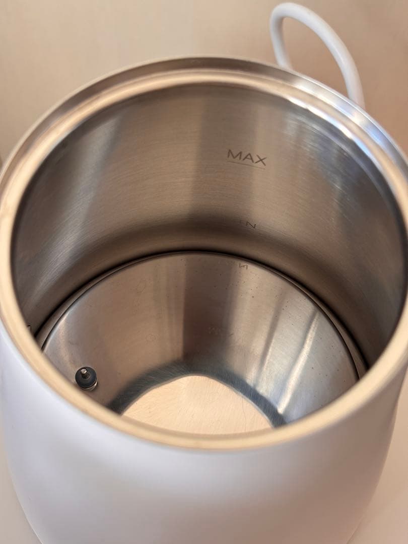 Varia AURA スマートケトル 0.8L White