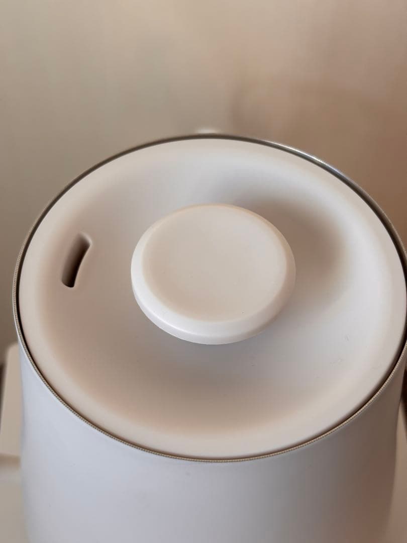 Varia AURA スマートケトル 0.8L White