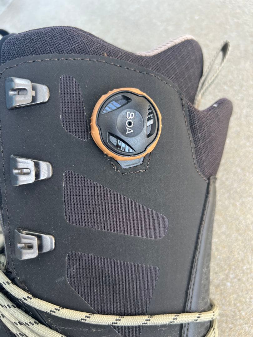 Salomon ダイアログ　スノーボードブーツ