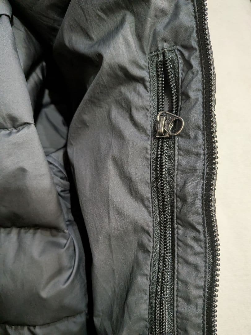 patagonia ブラック ダウンジャケット フード付き XL14