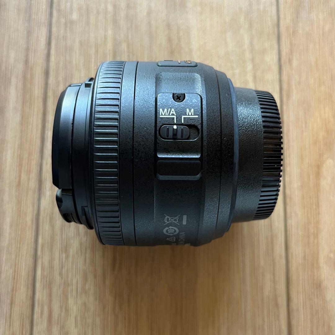 Nikon AF-S NIKKOR 35mm f/1.8G DX フード付き