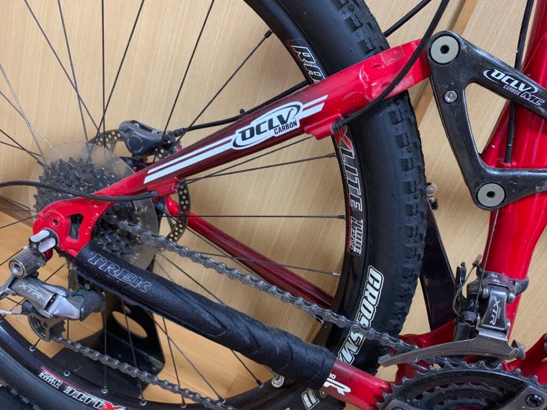 美品　TREK マウンテンバイク レッド