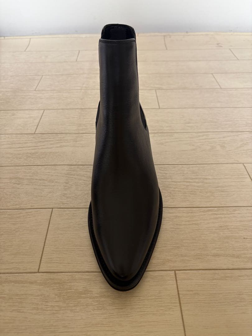 セリーヌ　カマルグバイカーチェルシーブーツ