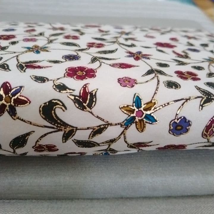 笹蔓手金更紗　数寄屋袋　京都　鈴木時代裂研究所　謹製　新品未使用品