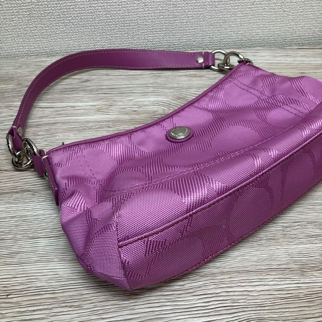 coach コーチ　ピンク ナイロン ショルダーバッグ★