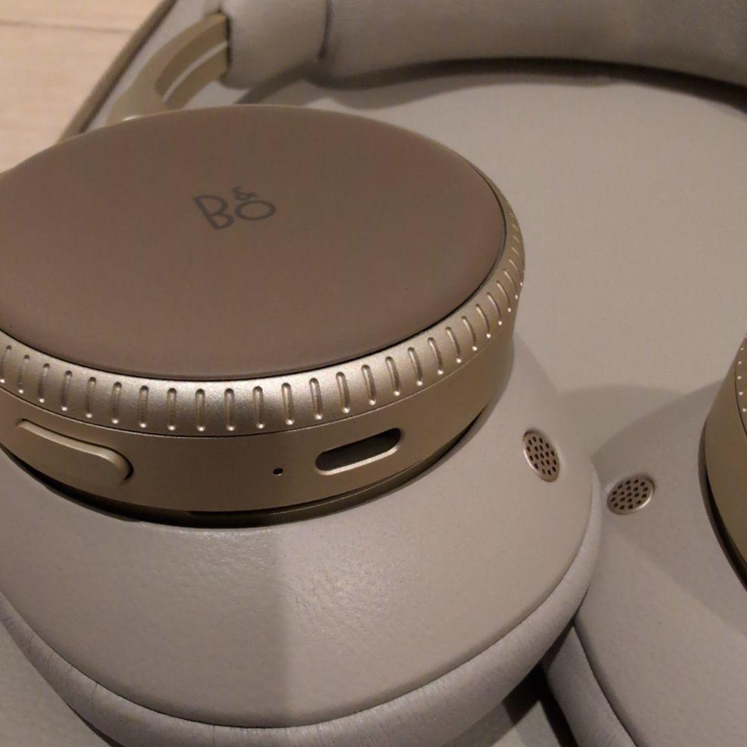 バング•アンド•オルフセン　Beoplay H100