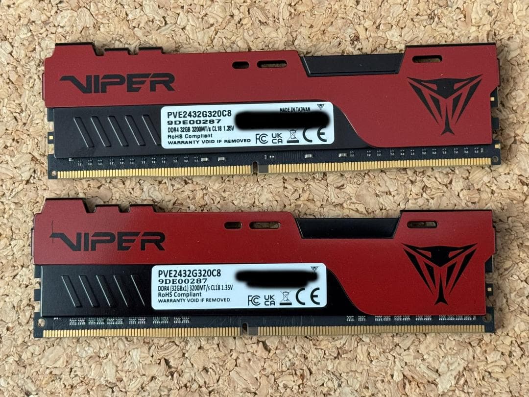 【中古】Patriot Viper DDR4 3200MHｚメモリ 64GB
