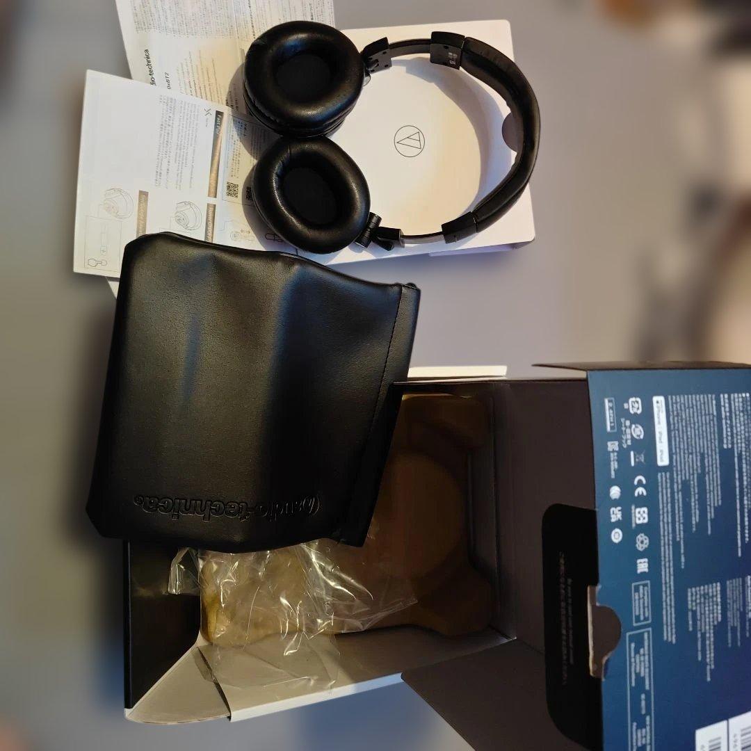Audio-Technica ATH-m50xbt2ワイヤレスヘッドホン