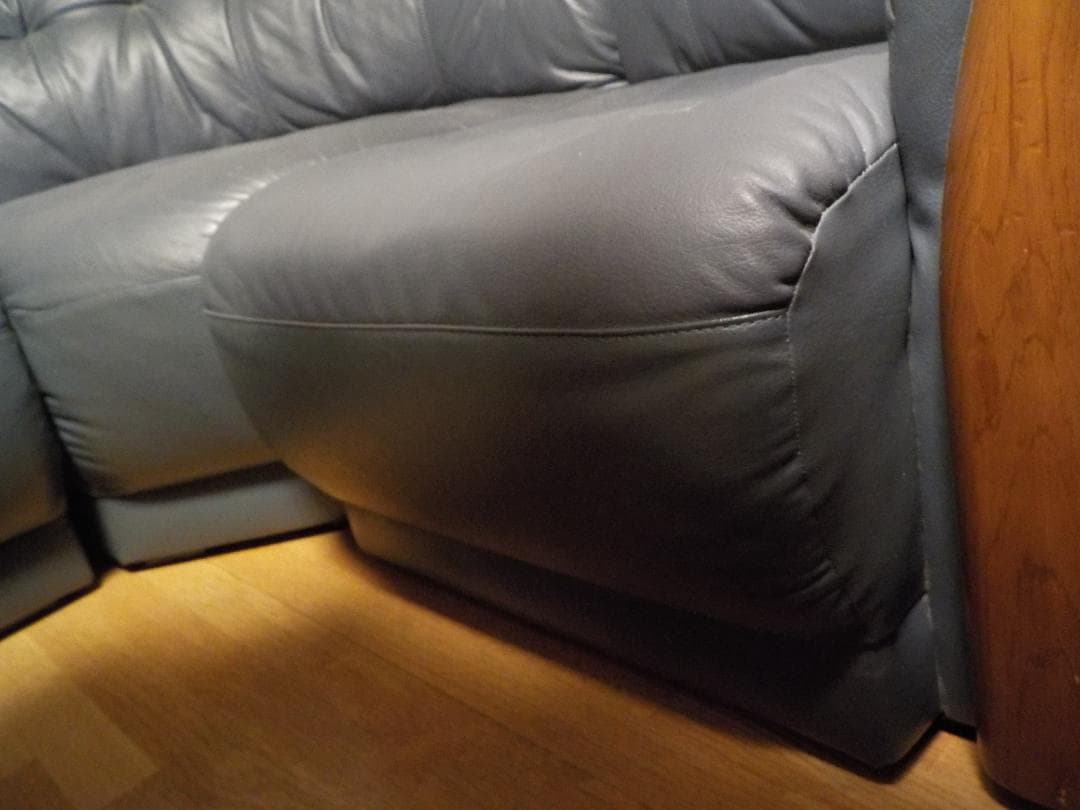 レザー　コーナーソファセット　五人掛け②