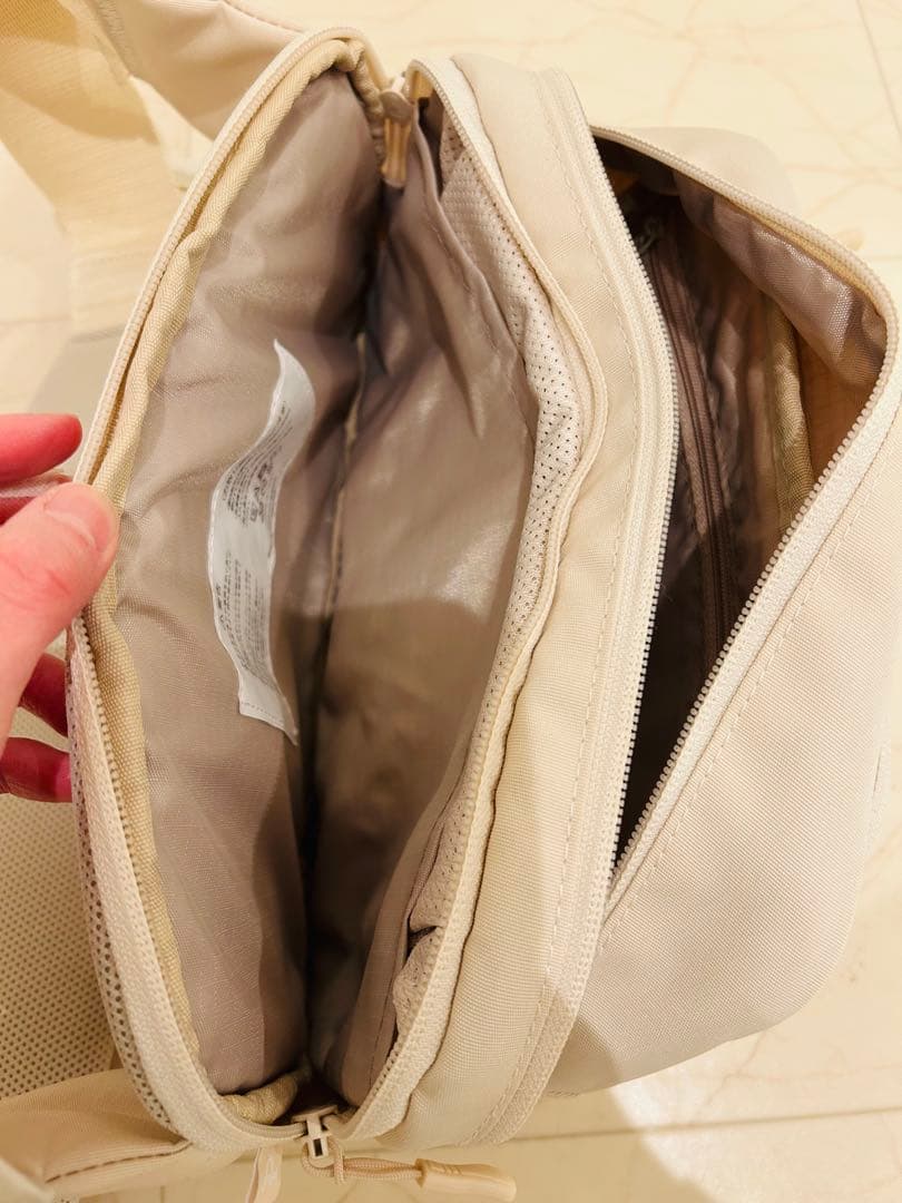 ポムル ヒップシート ショルダーバッグ 2WAYヒップバッグ 抱っこバック