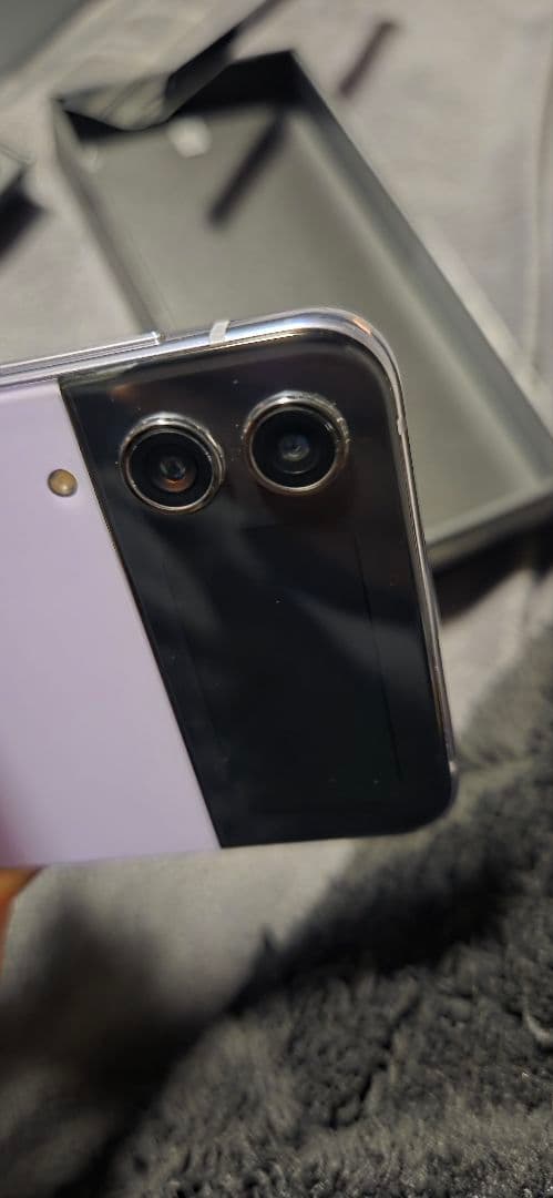 Galaxy Z Flip4 docomo パープル　お買い得