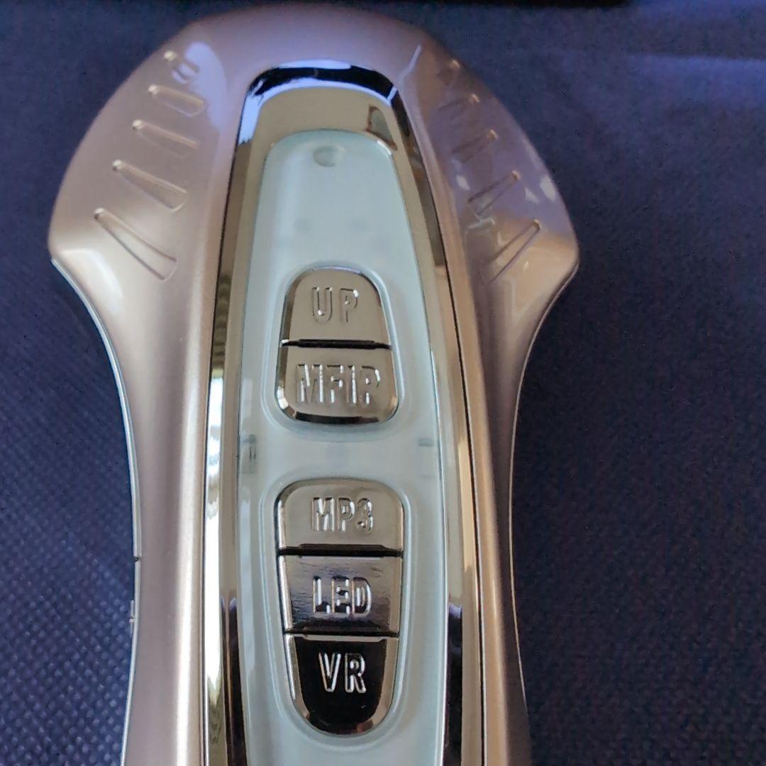 ドクターアリーヴォ ザ クリニック美顔器