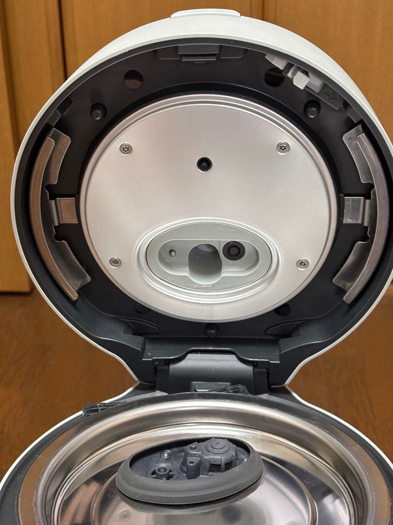 パナソニック 圧力IH炊飯器 SR-NB102 グリーン