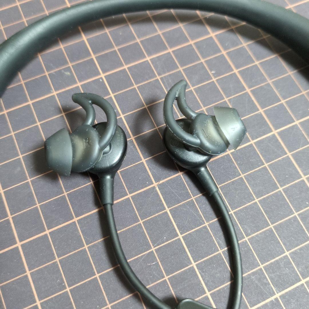 Bose Quiet Control QC30 ノイズキャンセリングイヤホン
