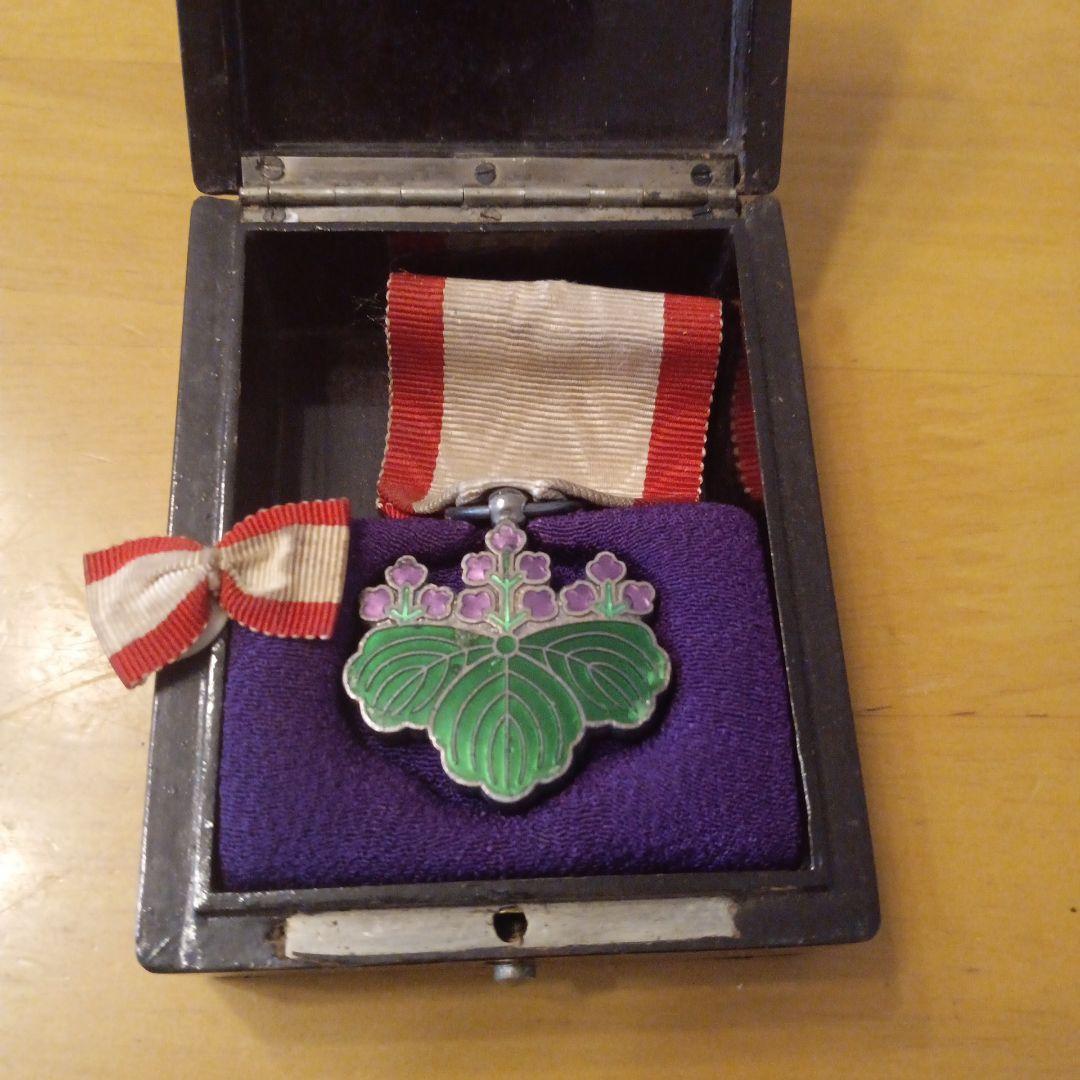 【超激レア 美品】勲七等青色桐葉章 明治勲章 初期型 ボタン共箱 略綬付 完品