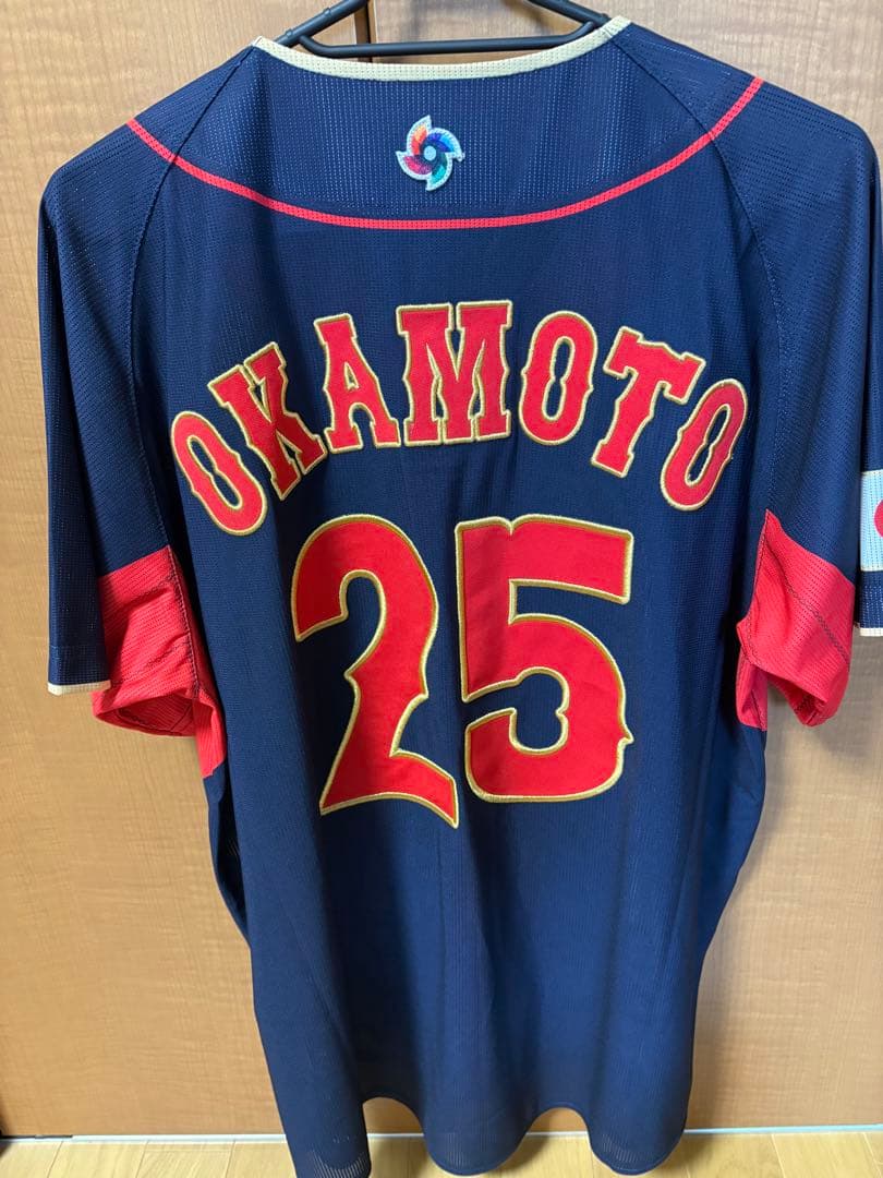 2023年 WBC日本代表レプリカユニフォーム　岡本和真選手