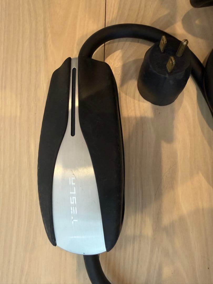 5*9様 Tesla モバイルコネクター（Gen1）