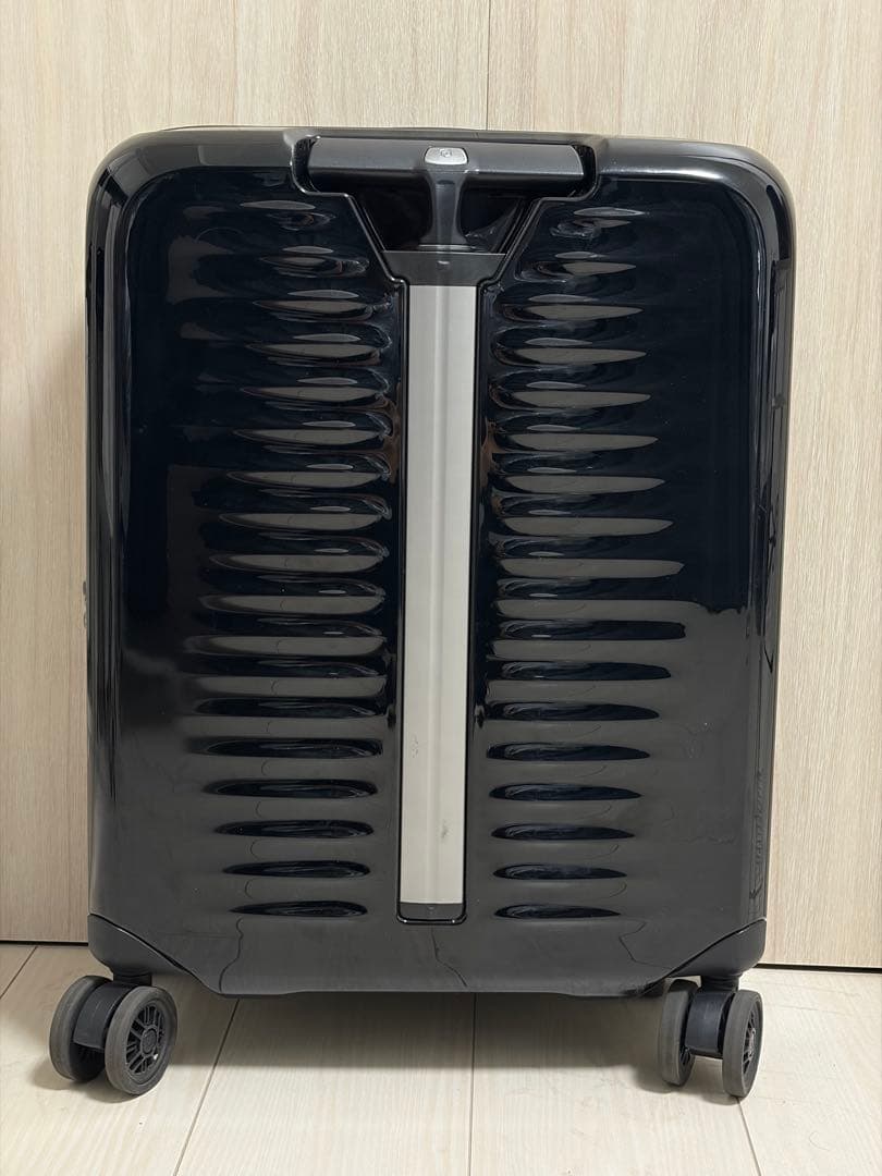 【VICTORINOX/ビクトリノックス エアロック】機内持ち込みスーツケース