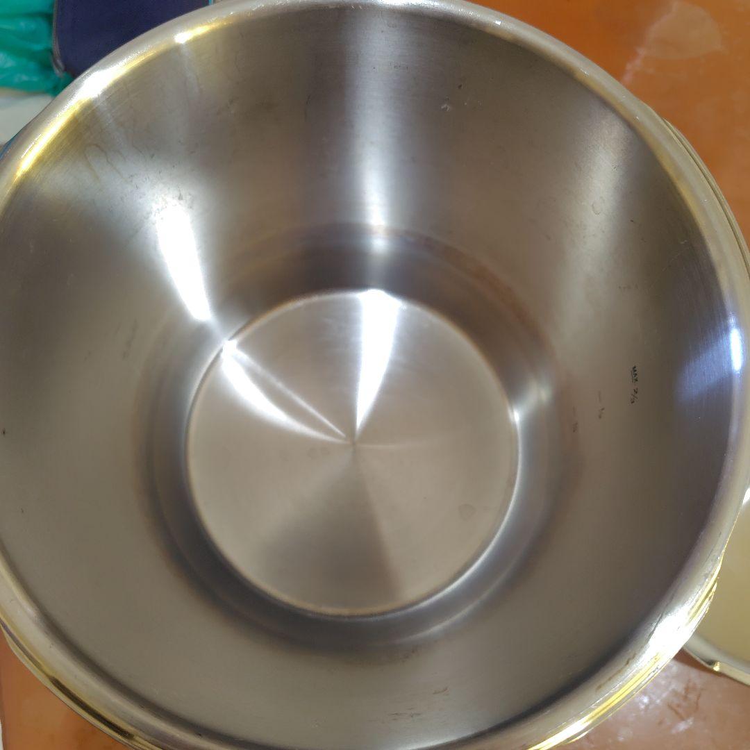 タッパーウェア　ステンレス圧力鍋　9リットル　ドイツ