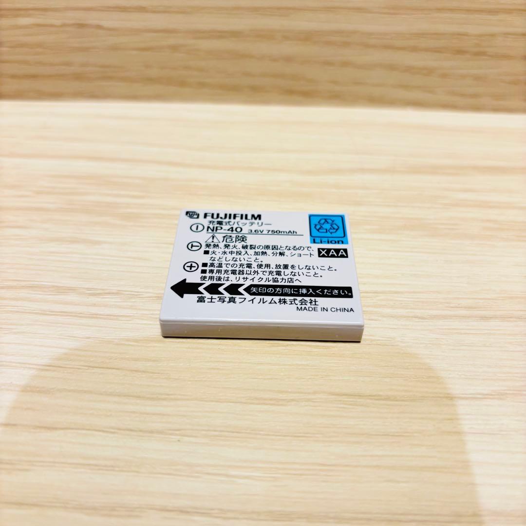 【ジャンク品】FUJIFILM FinePix Z5