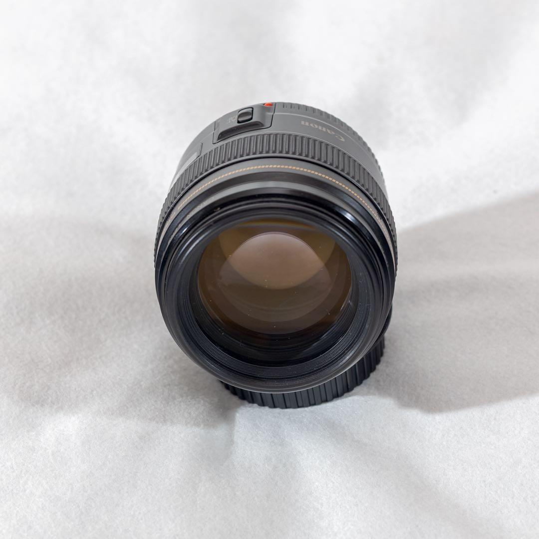 Canon EF 85mm f/1.8 USM レンズ　【中古】