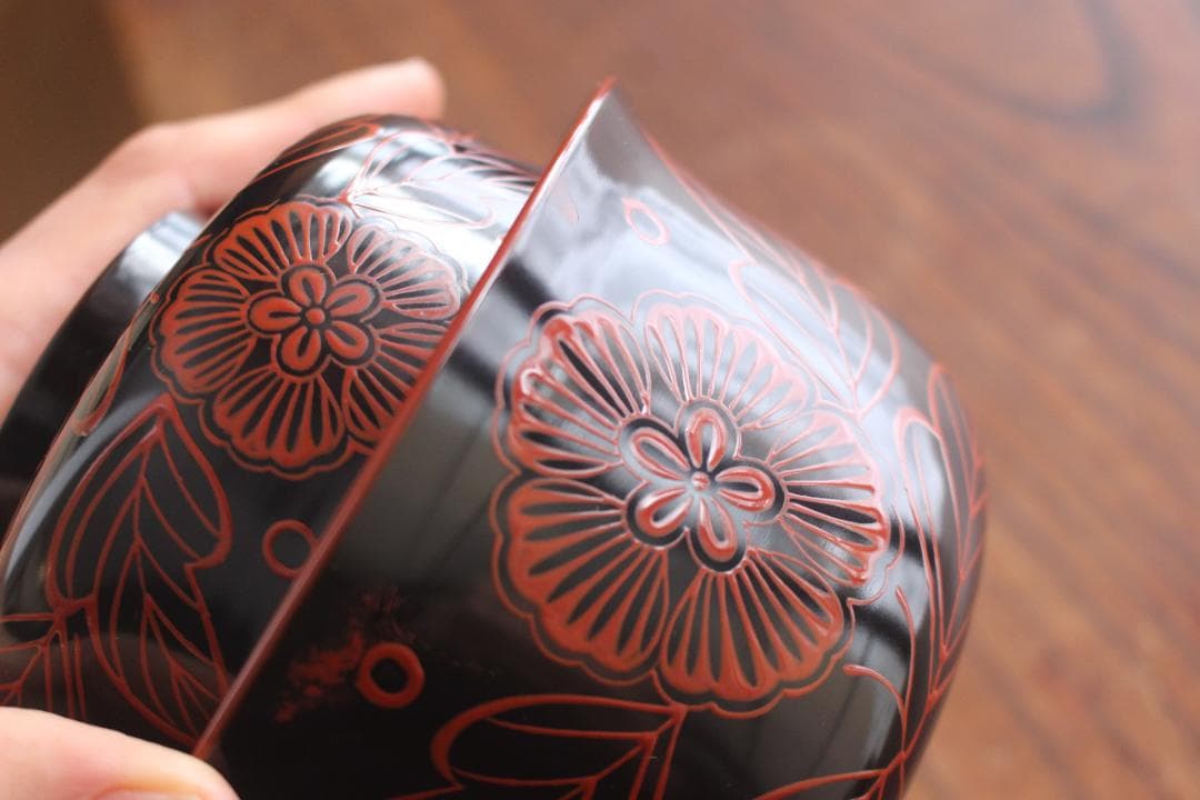 時代逸品！端正な爪朱黒漆に風情ある木芙蓉文の美しい吉野塗の四つ椀（検懐石道具京塗