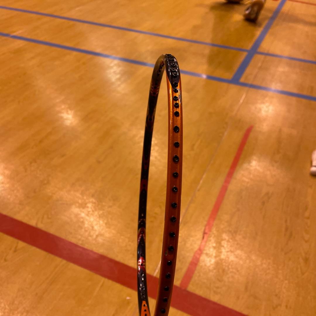 初代アストロクス99 4UG5 ヨネックスバドミントンラケット