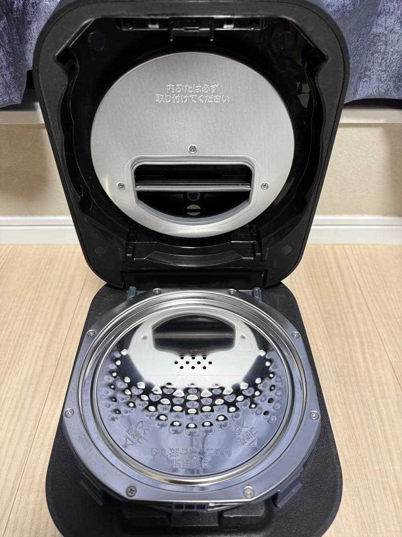 【数回使用】象印 IH炊飯ジャー NW-SB10 5号炊き 炊飯器