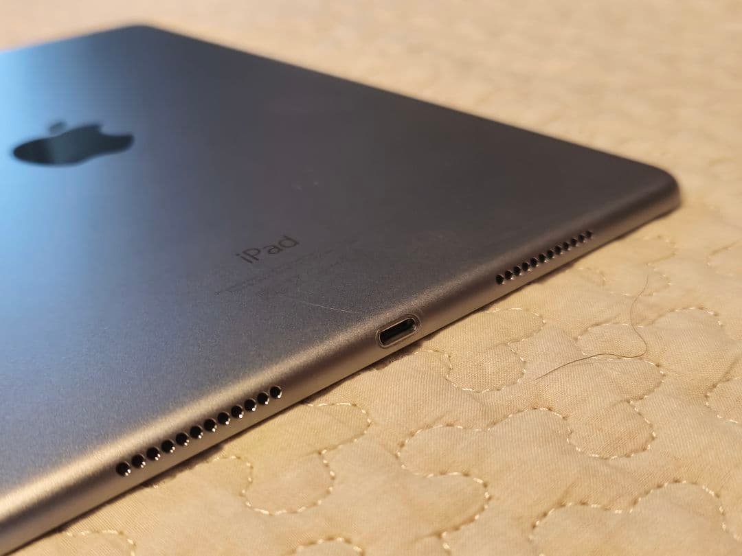 Apple iPad Pro 9.7インチ 256GB シルバー