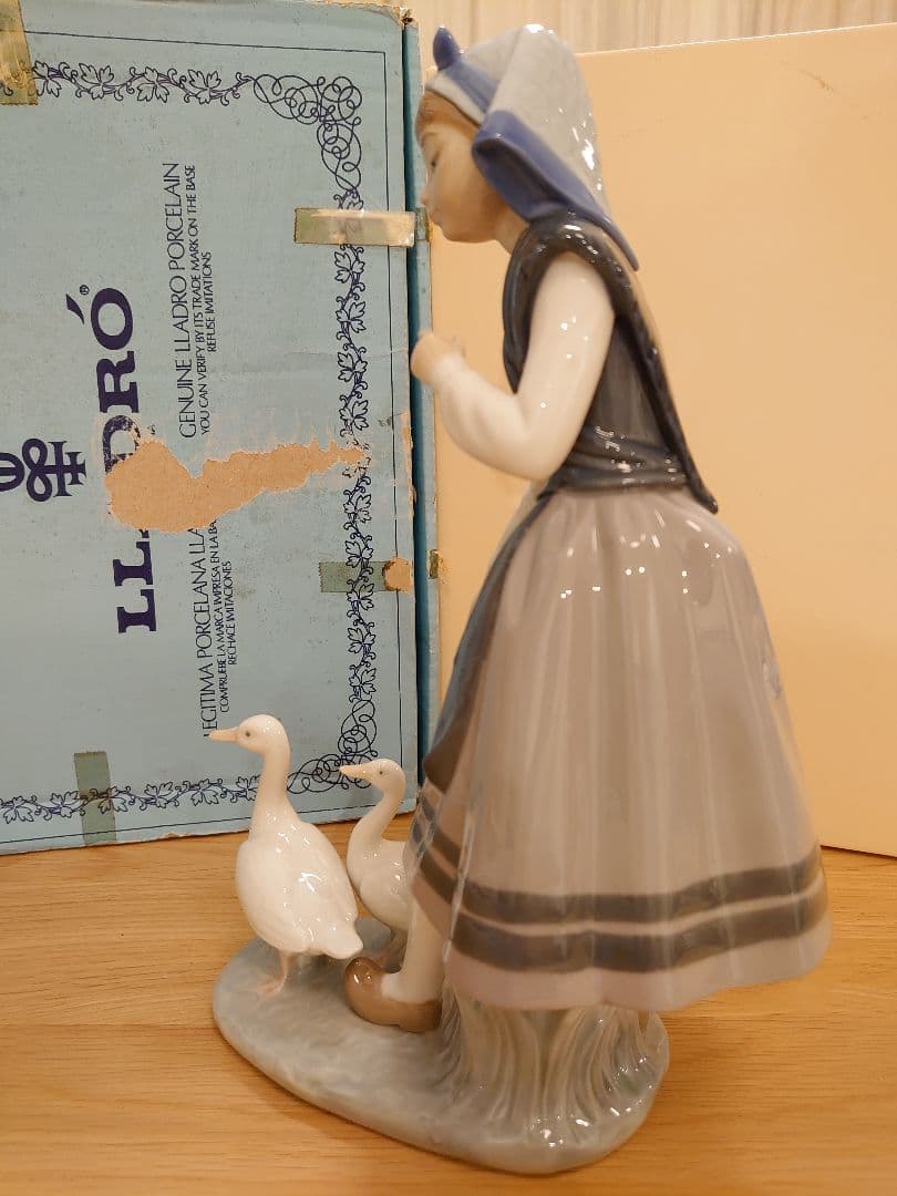 【極美品 絶版 箱付】リヤドロ LLADRO 5202「少女と2匹のアヒル」
