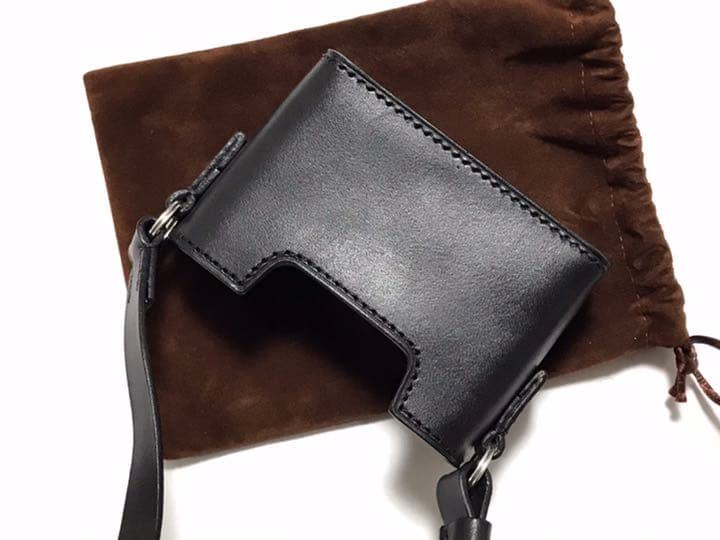 カメラケースとストラップ 新品 Rollei b35 用 イタリア製本革使用