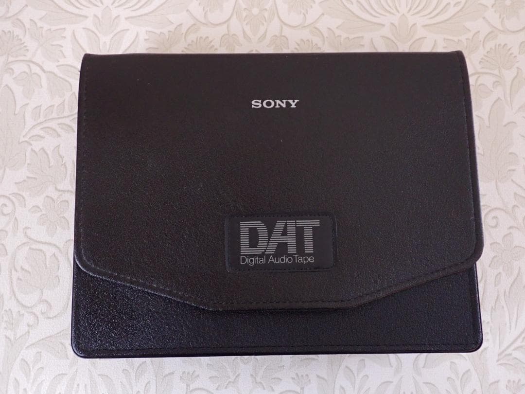 SONY TCD-D10 DAT デンスケ　美品なれどテープ走行せず