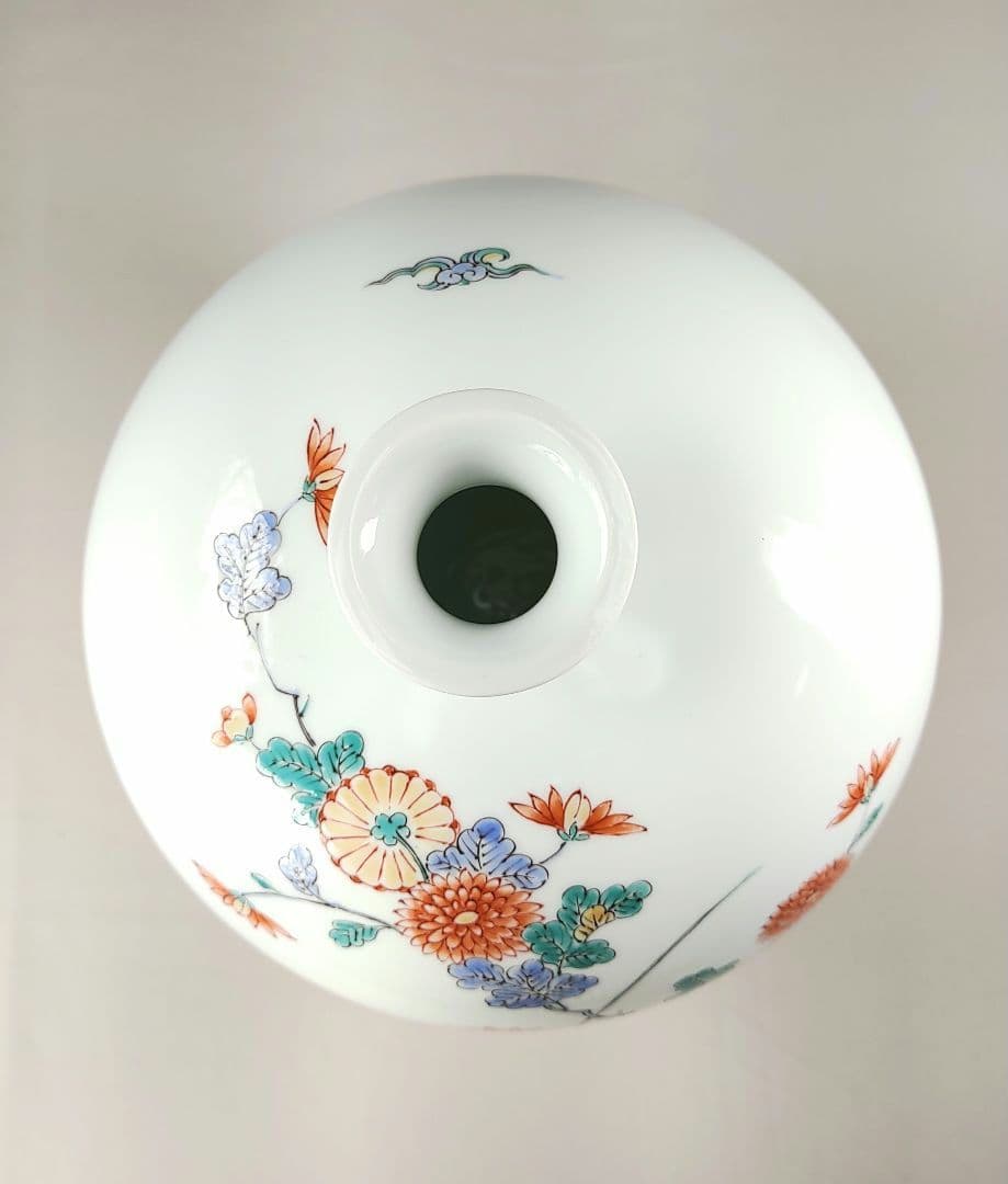 希少 重要無形文化財 中村清六作 有田焼 高麗庵清六窯 白磁錦絵 花鳥紋花瓶