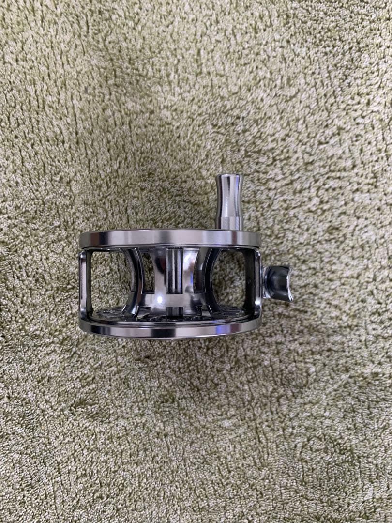 SCIERRA TRAXION 1LW フライリール