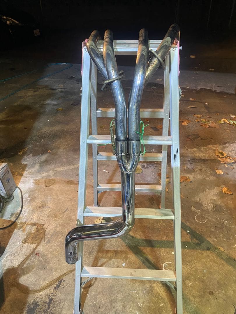 ゼファー400 マフラー　ガニマタブレッド