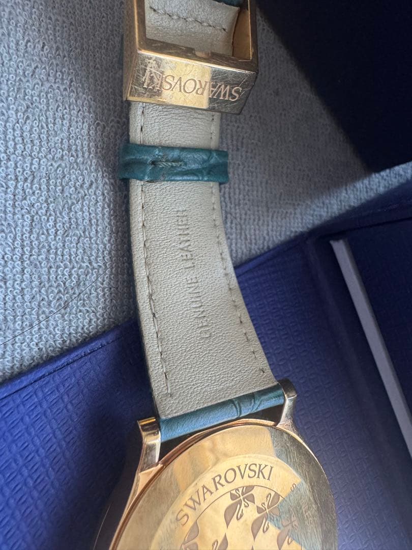 ピカフ……専用SWAROVSKIス希少時計／初期モデルオクテア／レザー新品電池
