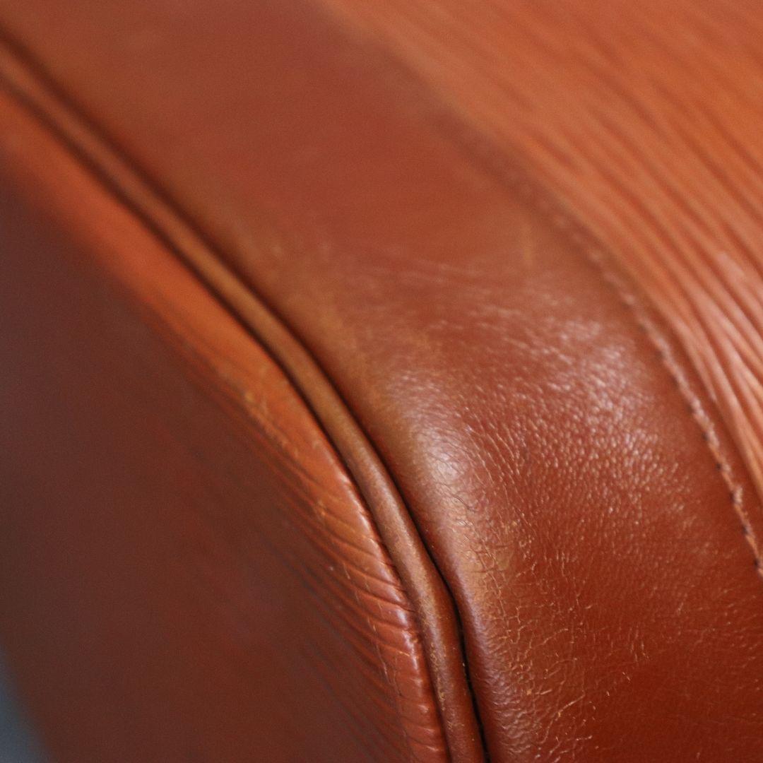 VALENTINO GARAVANI 巾着ショルダーバッグ