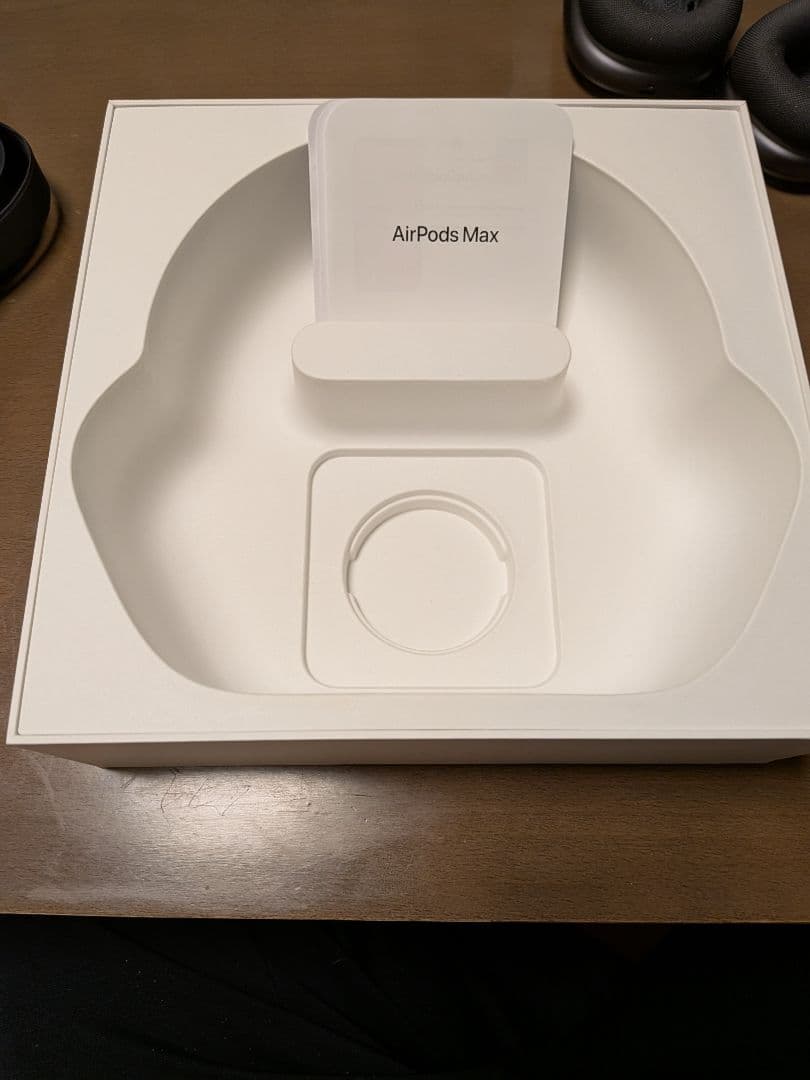 Apple AirPods Max ワイヤレスヘッドホン　Lightning