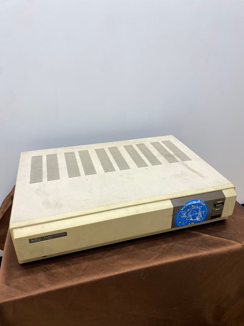【レトロ・希少】NEC・PC-8801 本体+キーボード