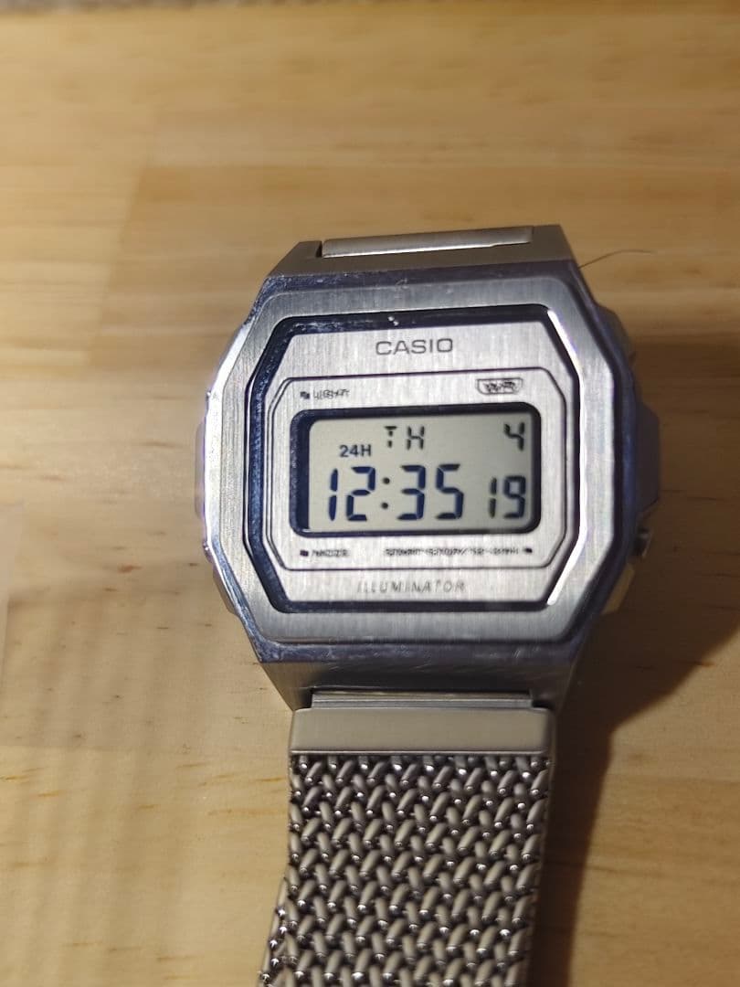 CASIO ILLUMINATOR デジタル腕時計 メッシュバンド
