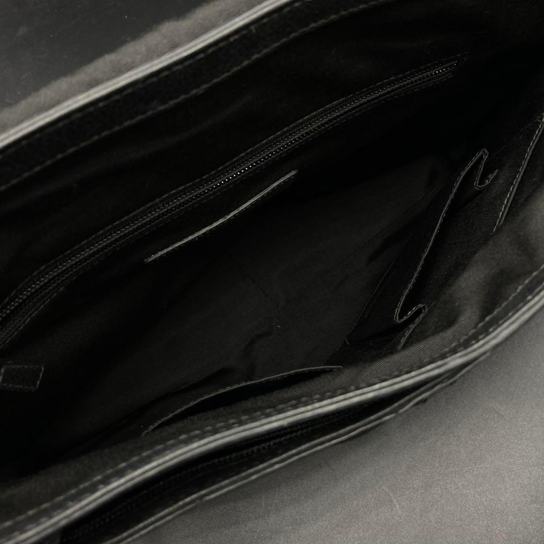 【美品】コーチ メッセンジャーバッグ ショルダー ブラック レザー 大容量