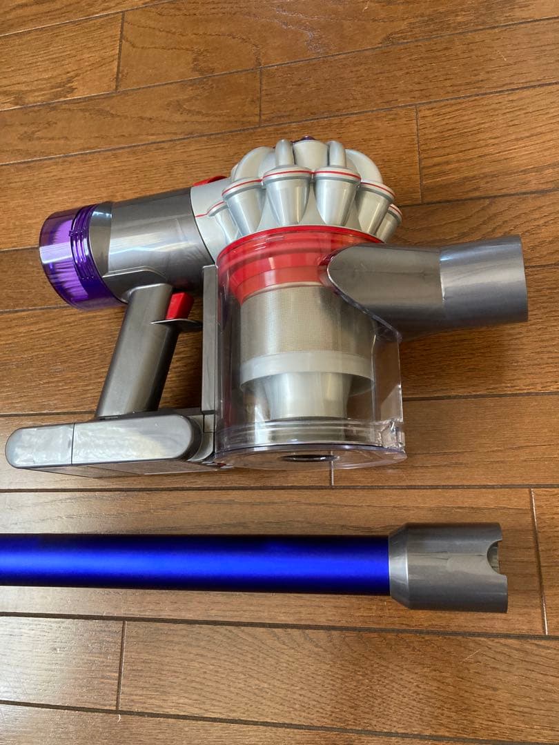 ダイソン掃除機　v8 sv25 分解洗浄 スタンド付き