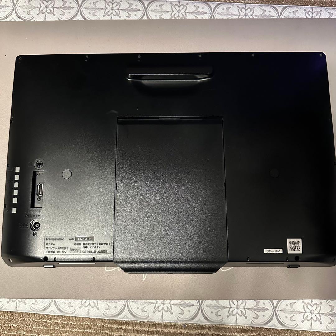 Panasonic VIERA UN-19F8-K 19インチ